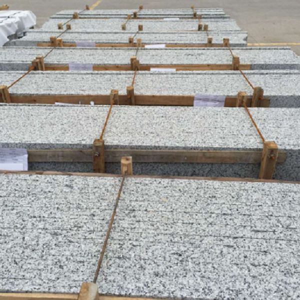 Nuevas losas de granito blanco oriental G640